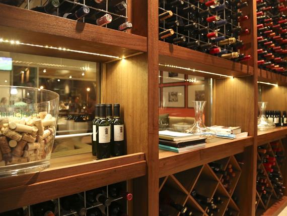 vitorino - vinhos (1).jpg