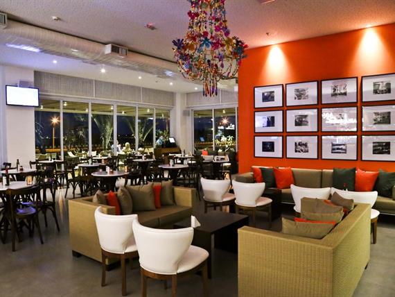 maria azeittona - interno (1).jpg