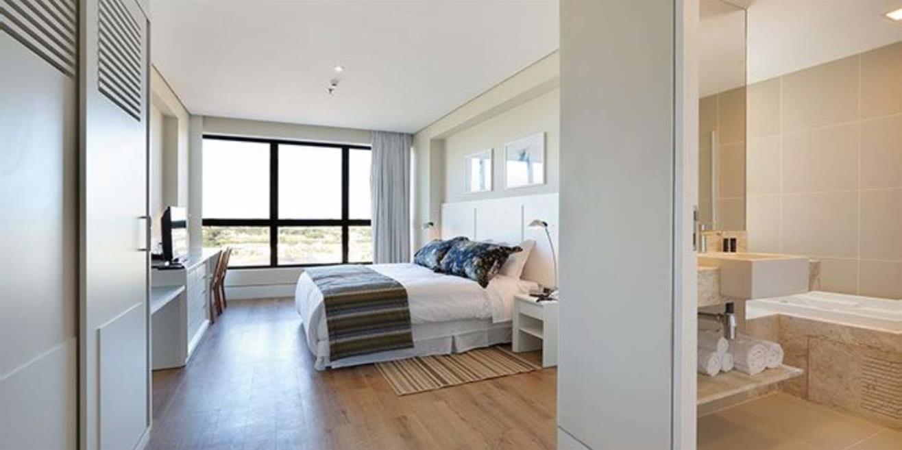 suíte com hidromassagem (3)_easy-resize.com.jpg