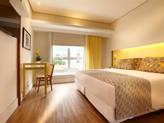 0047 hotel vitoria vick 10-08-16-.jpg