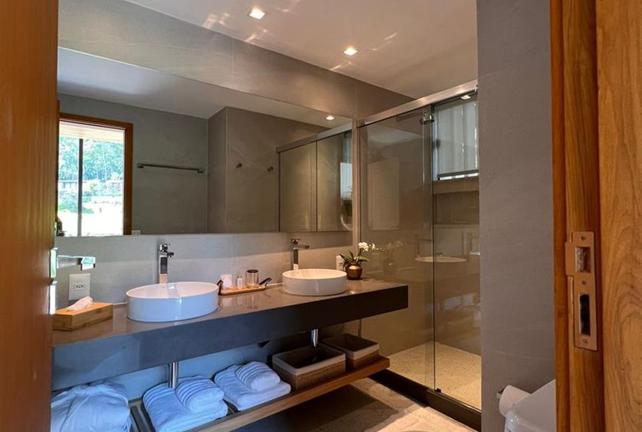 banheiro suíte.jpeg