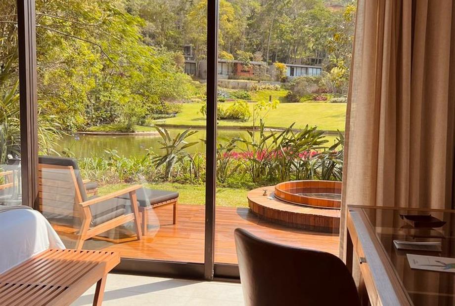 suíte casal 01.jpeg