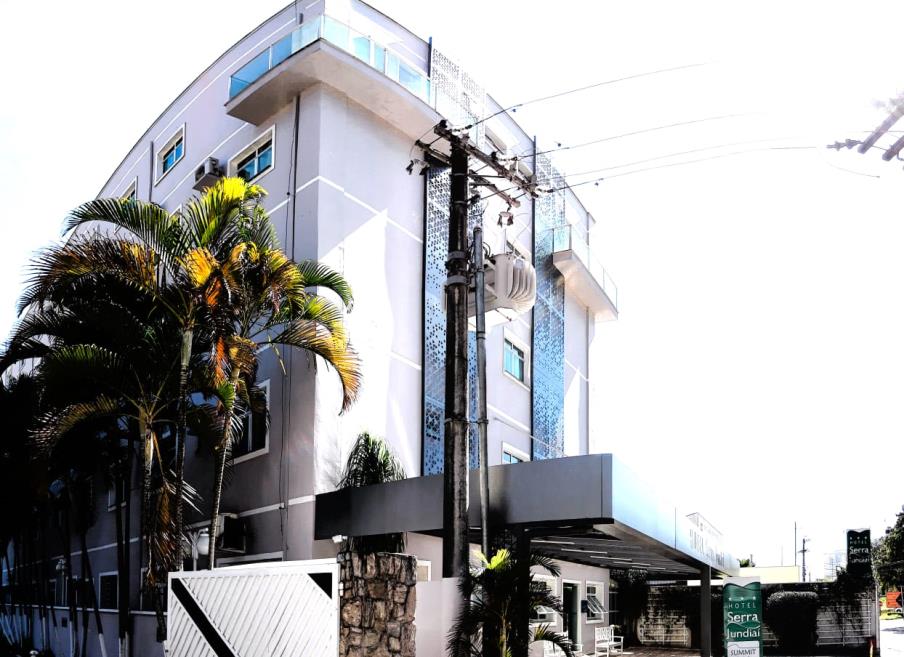 fachada hotel.jpeg