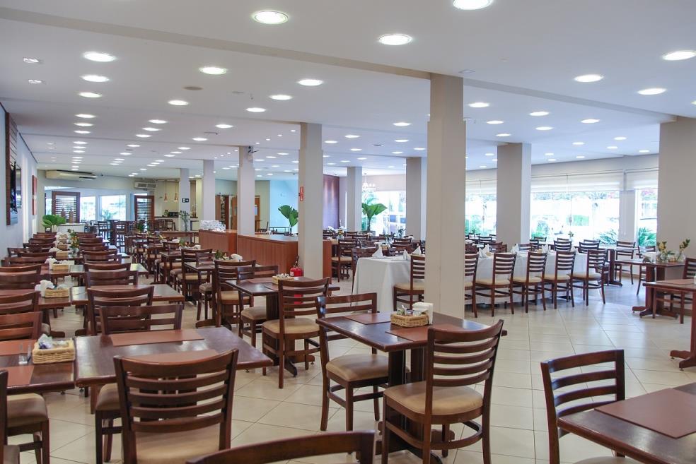 hotel-serra_45168000994_o.jpg