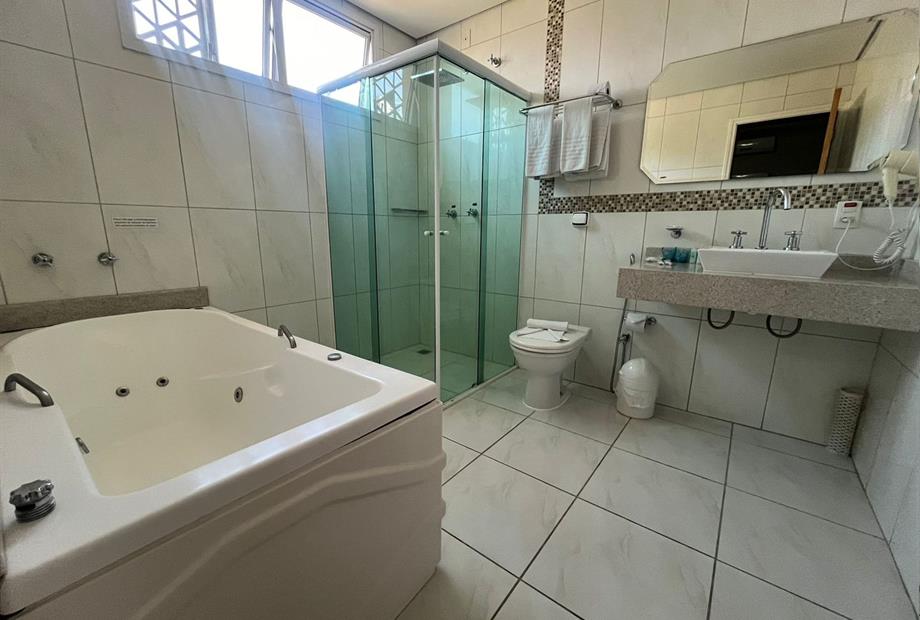 banheiro súite 2.jpeg