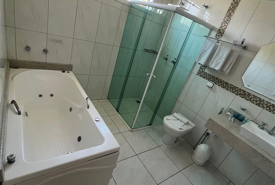 banheiro súite.jpeg