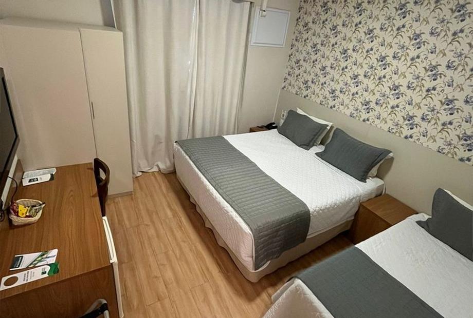 superior casal triplo 2.jpeg