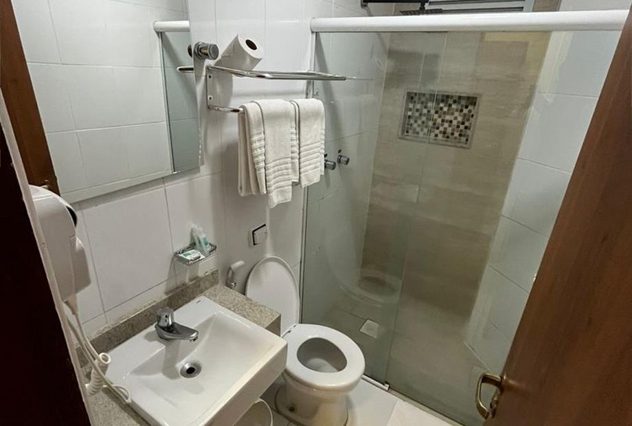 banheiro superior 2.jpeg