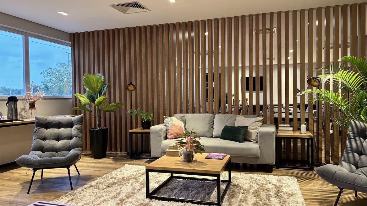lobby (3).jpg