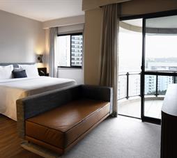 Estanplaza Funchal - Faria Lima