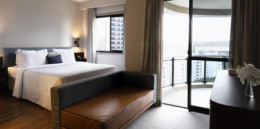 Estanplaza Funchal - Faria Lima