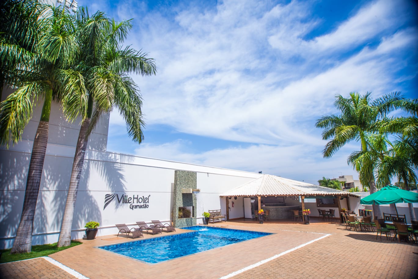 Ville Hotel Gramadão 4