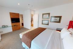 Top Home Suite 