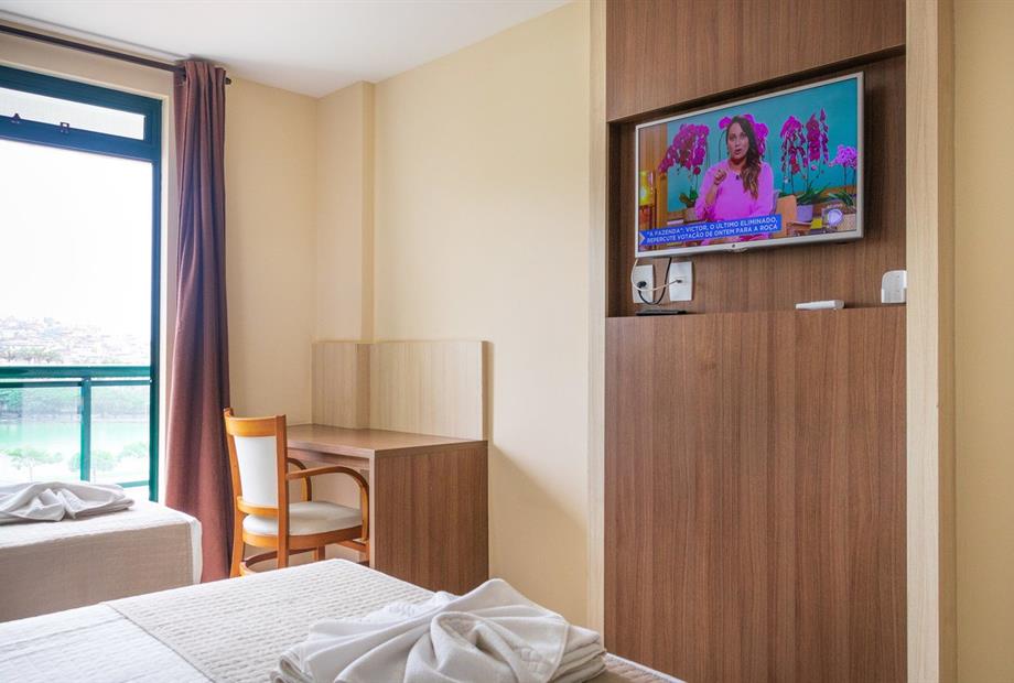 mediterrane hotel-008_easy-resize.com.jpg