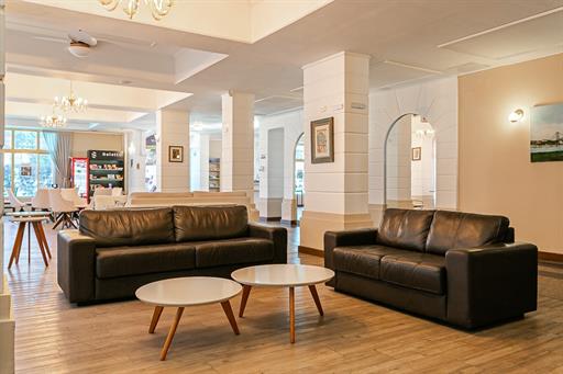 edited phn_g8a5355.jpg