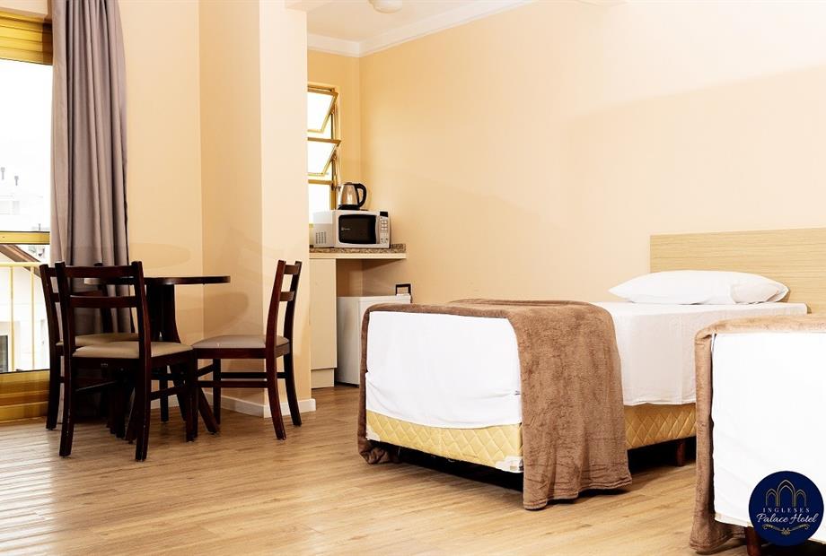 palace0712-19 copiar.jpg