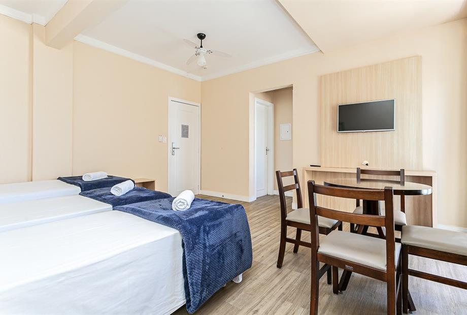 edited phn_g8a5125.jpg