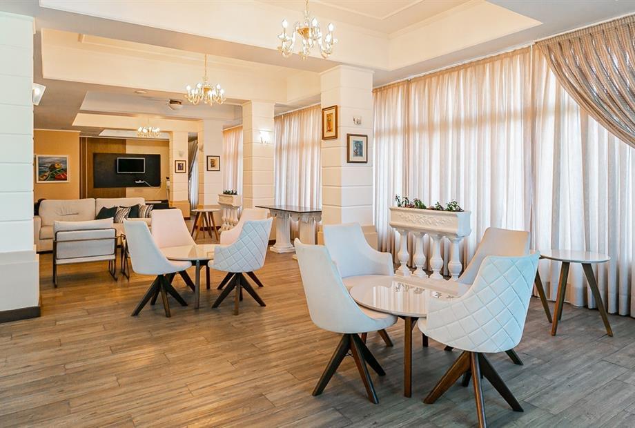 edited phn_g8a5349.jpg