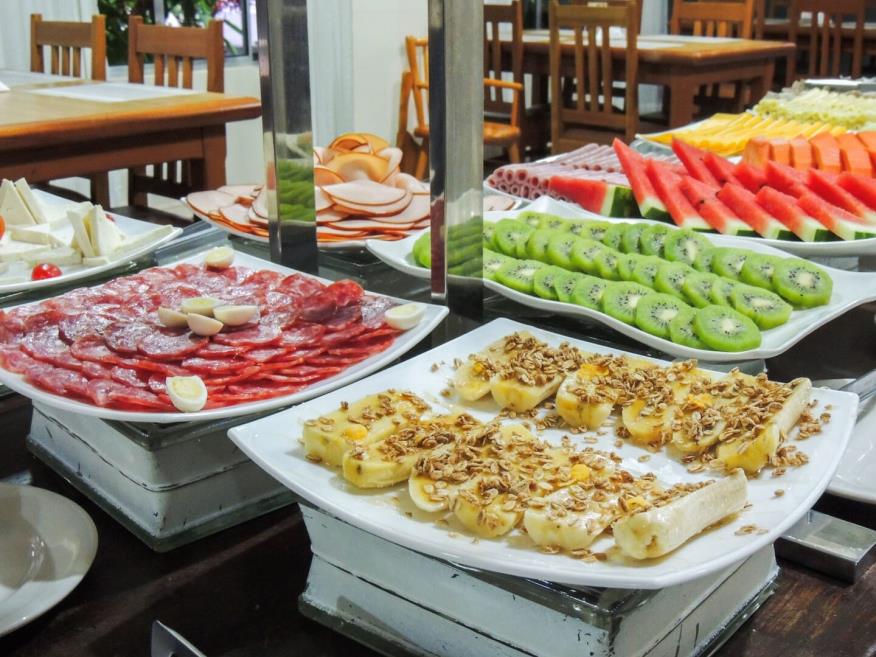 frios e frutas.jpg