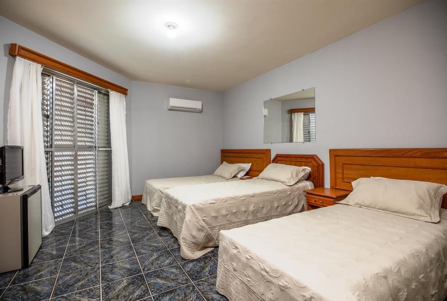 stand 8_easy-resize.com.jpg