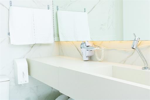 whatsapp image 2021-10-28 at 13.59.39 (4).jpg