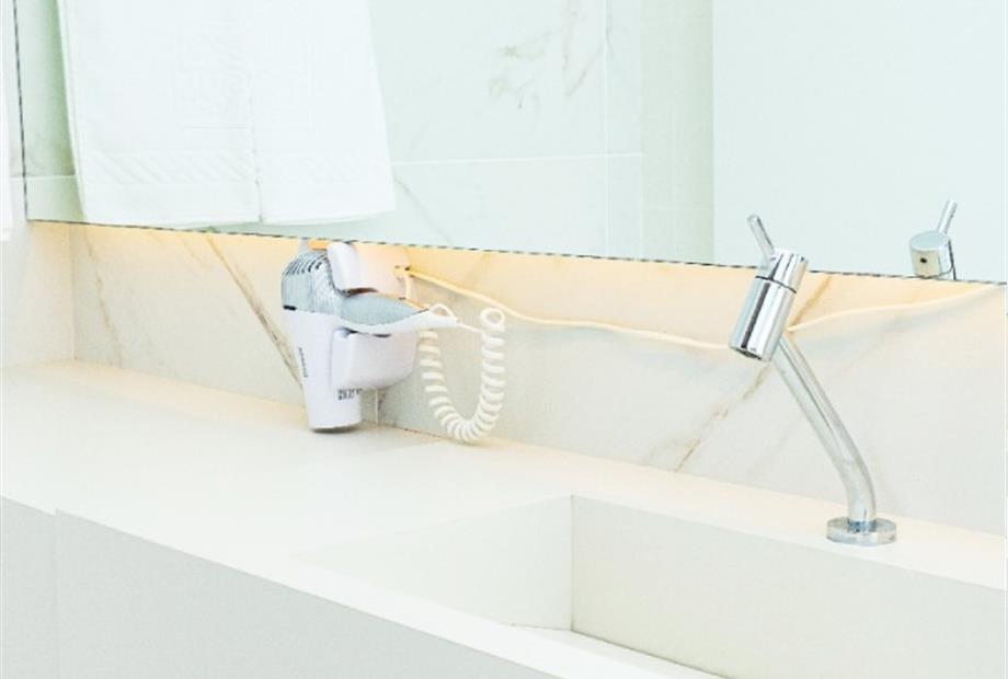 whatsapp image 2021-10-28 at 13.59.40.jpg