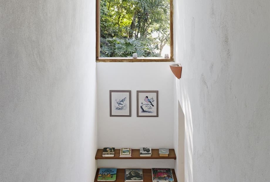 kurc_suite j_escada.jpg