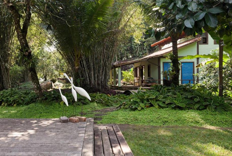 Suíte com Vista do Jardim-7.jpg