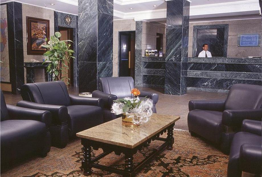 lobby columbia.jpg