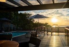 Master c/ Piscina e Vista Mar