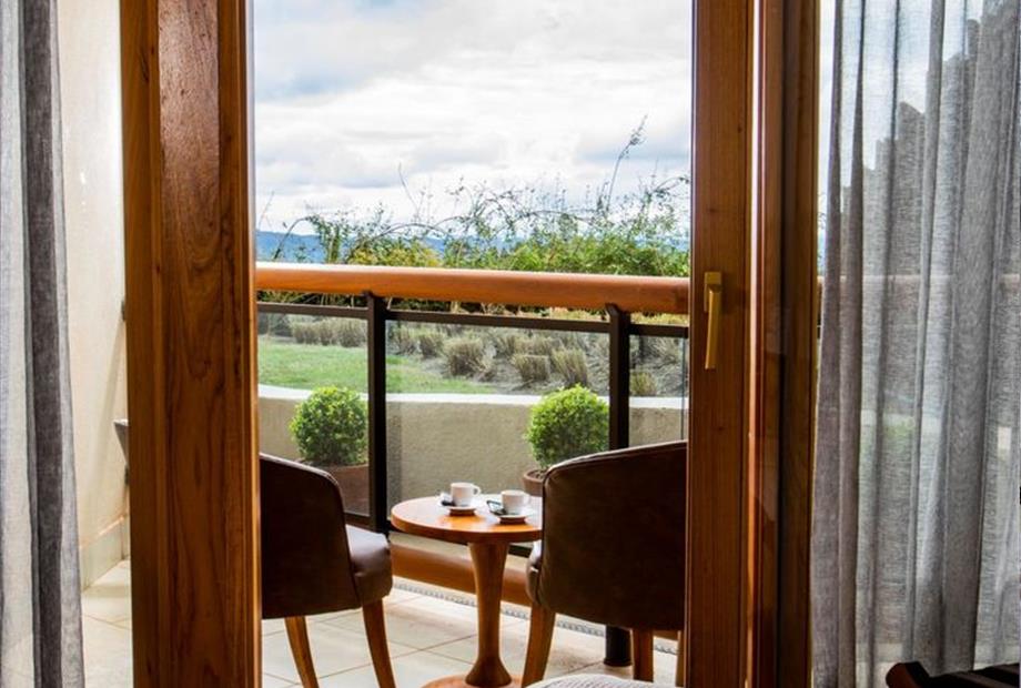 superior familia varanda.jpg