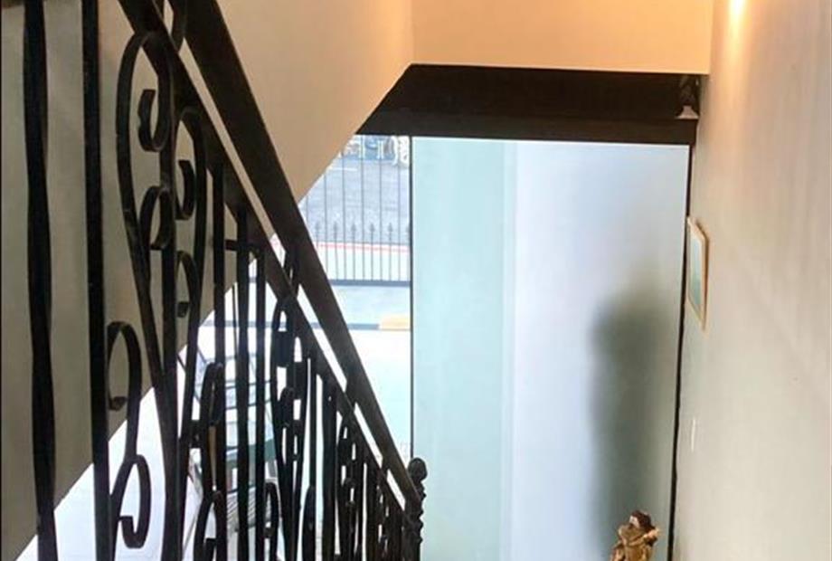 escada vista de cima.jpeg