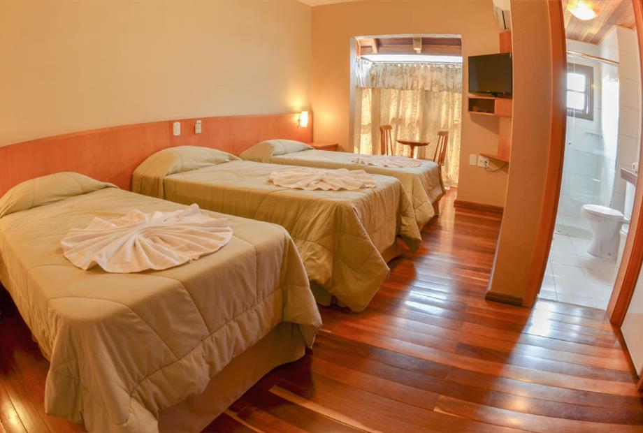 luxo triplo solteiro.jpg