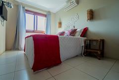 QUARTO DUPLO SEM VARANDA