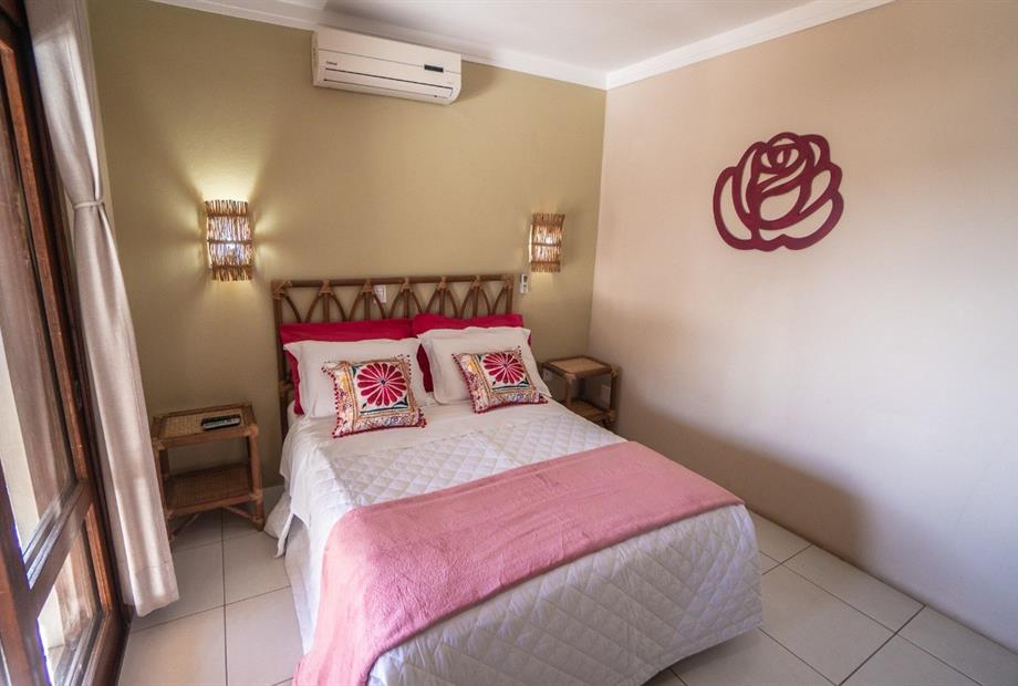 quarto casal com varanda.jpeg