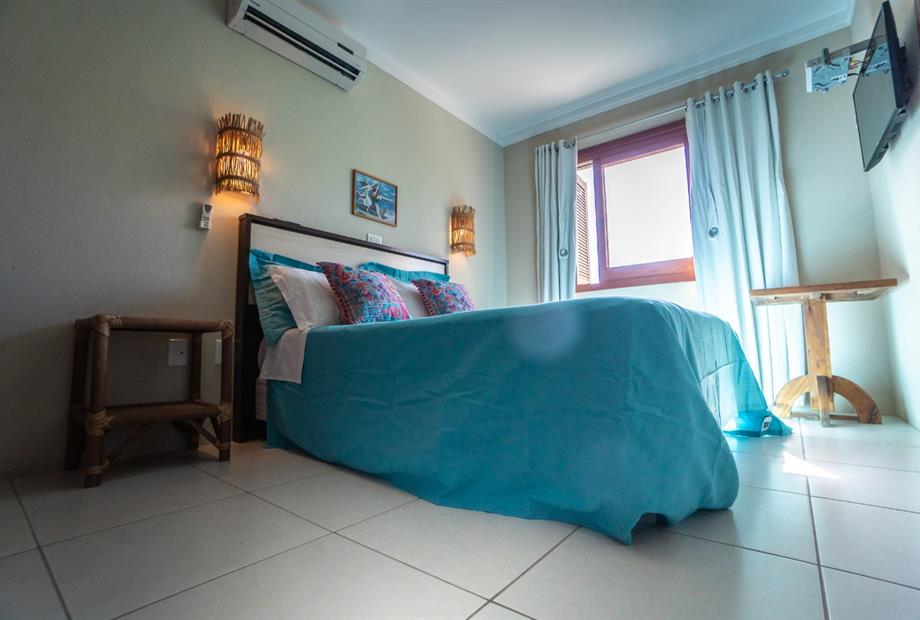 quarto casal sem sacada.jpeg