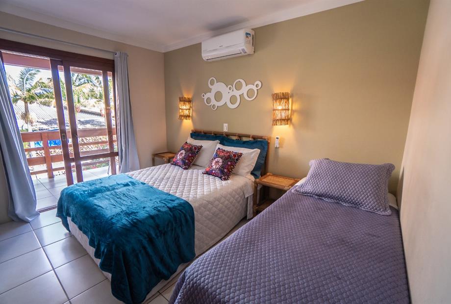 quarto triplo com sacada6.jpeg