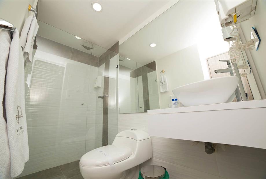 img_2471-min-compressed (1).jpg