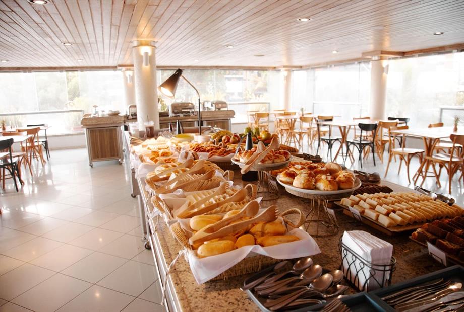cafe da manhã buffet.jpg