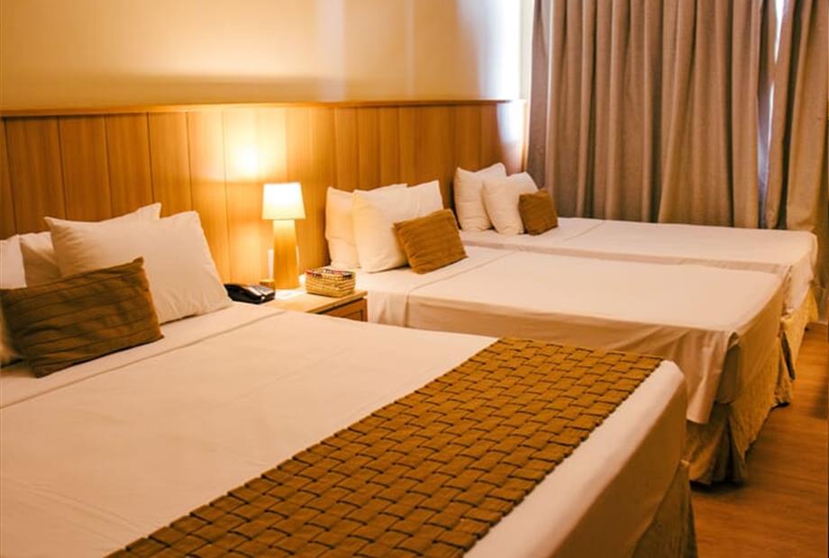 apto vista piscina triplo.jpg