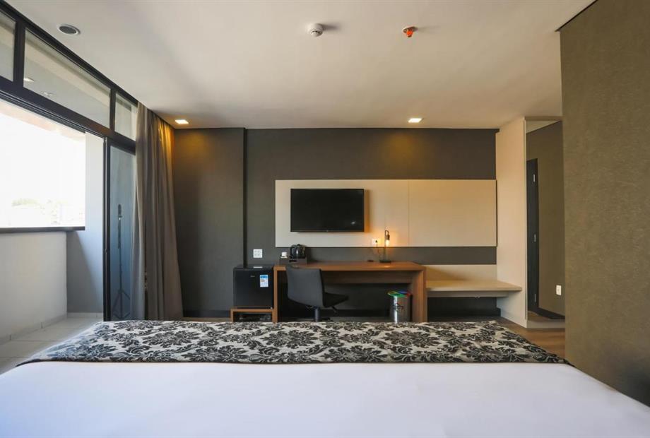 vista front superior urban by unu.jpg