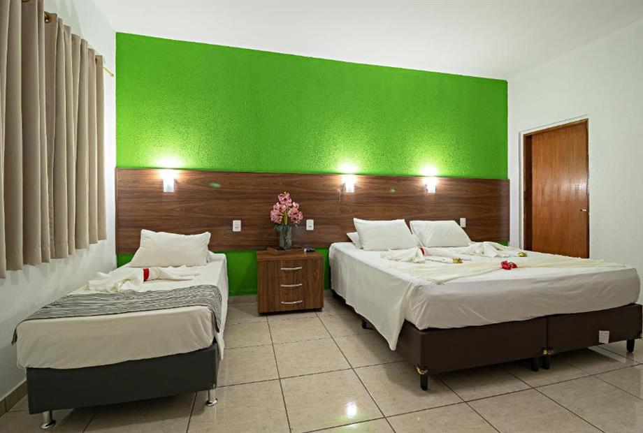 Quarto Quádruplo Deluxe-5.jpg