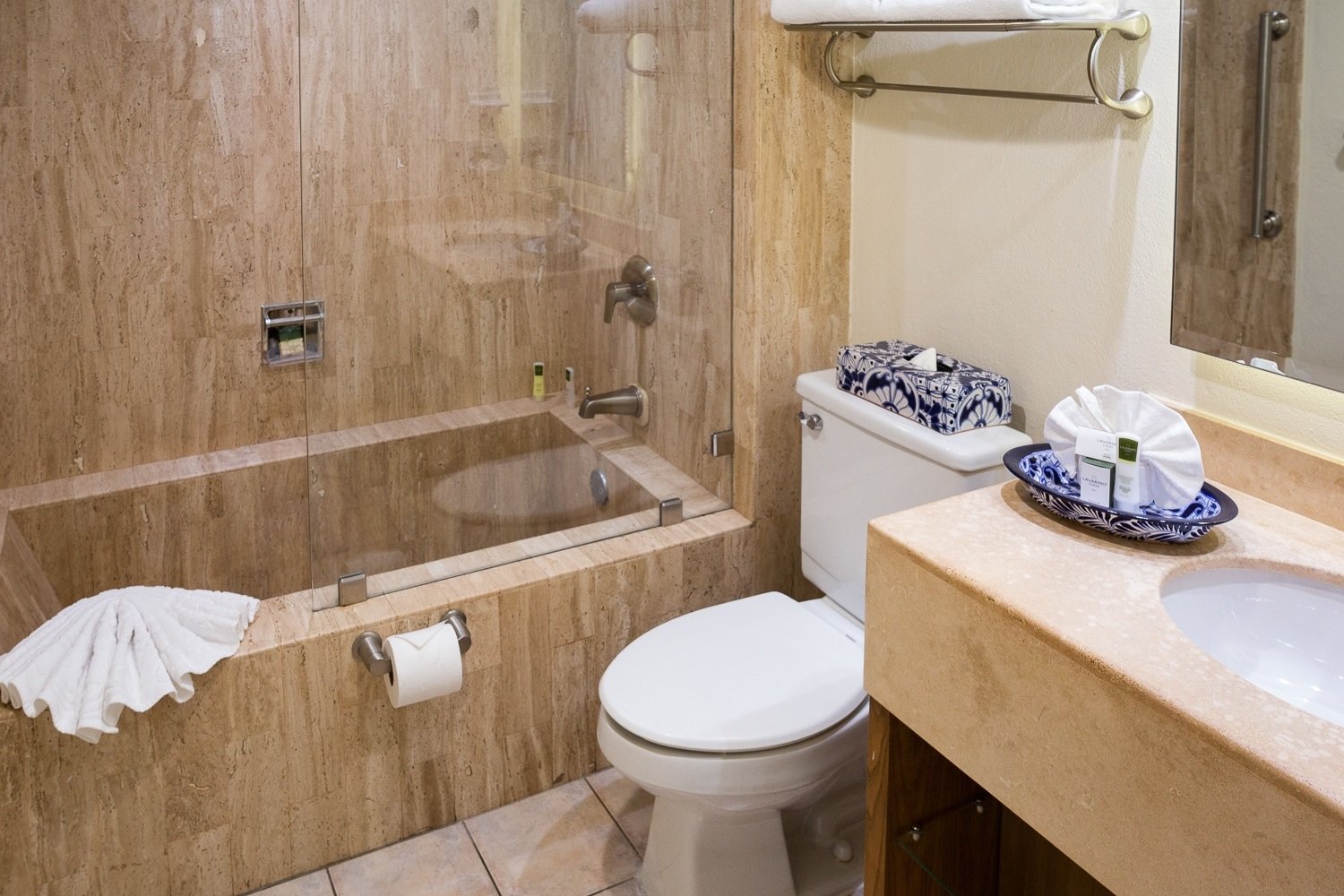 Two Bedroom Suite - two-bedroom-suite-2.jpg