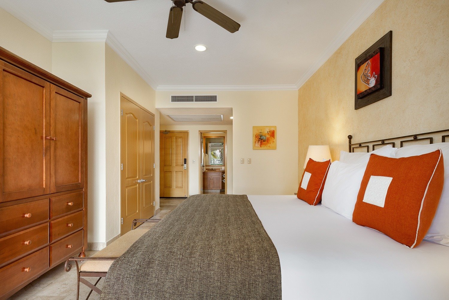 Deluxe-studio - deluxe junior suite-2.jpg