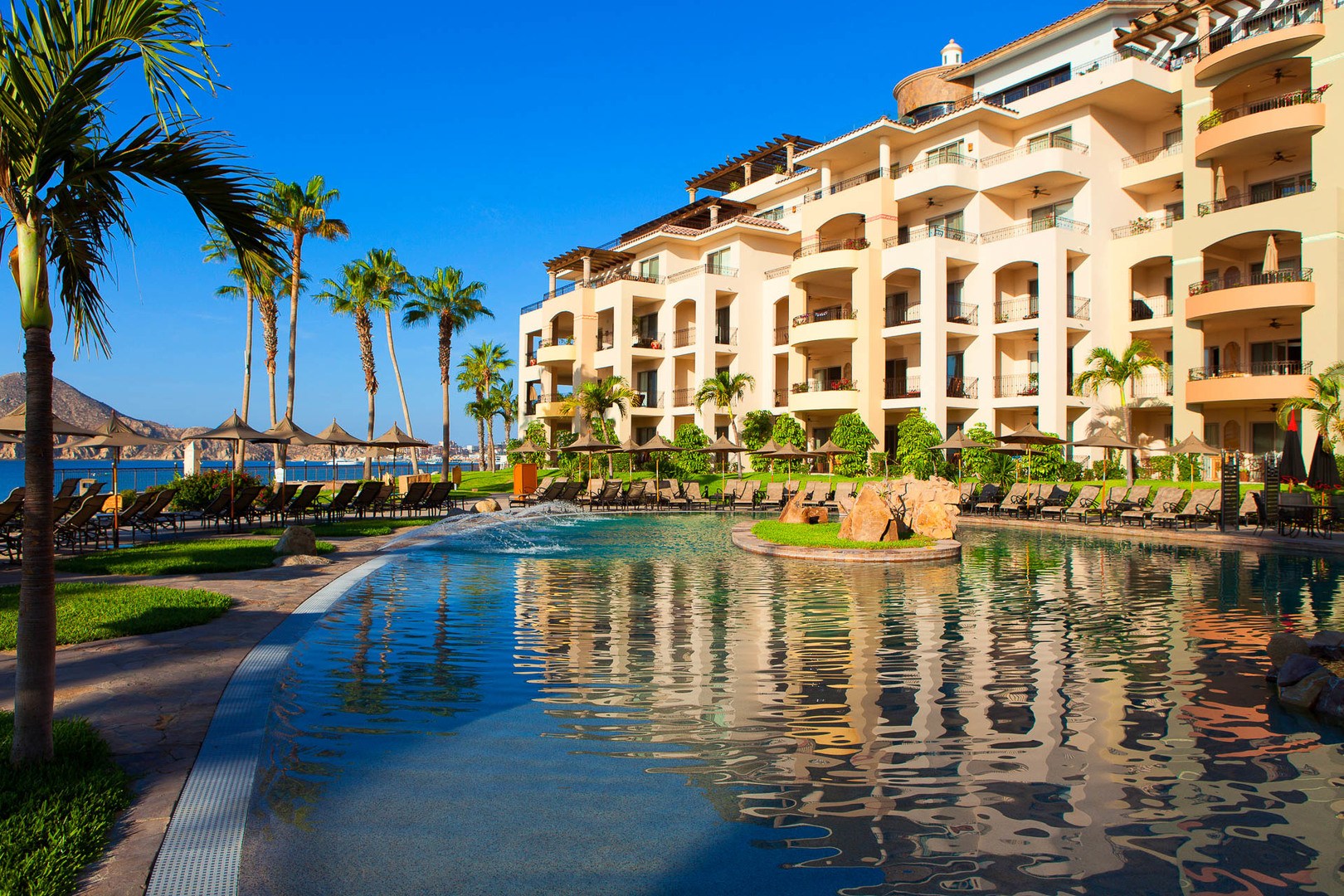 villa-la-estancia-los-cabos-pools-28.jpg