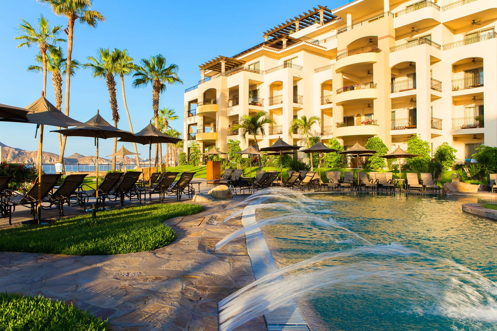 villa-la-estancia-los-cabos-pools-21.jpg