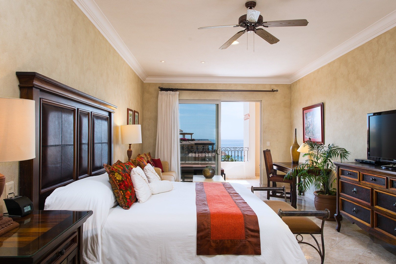 One Bedroom Suite Garden View - one-bedroom-suite-5.jpg