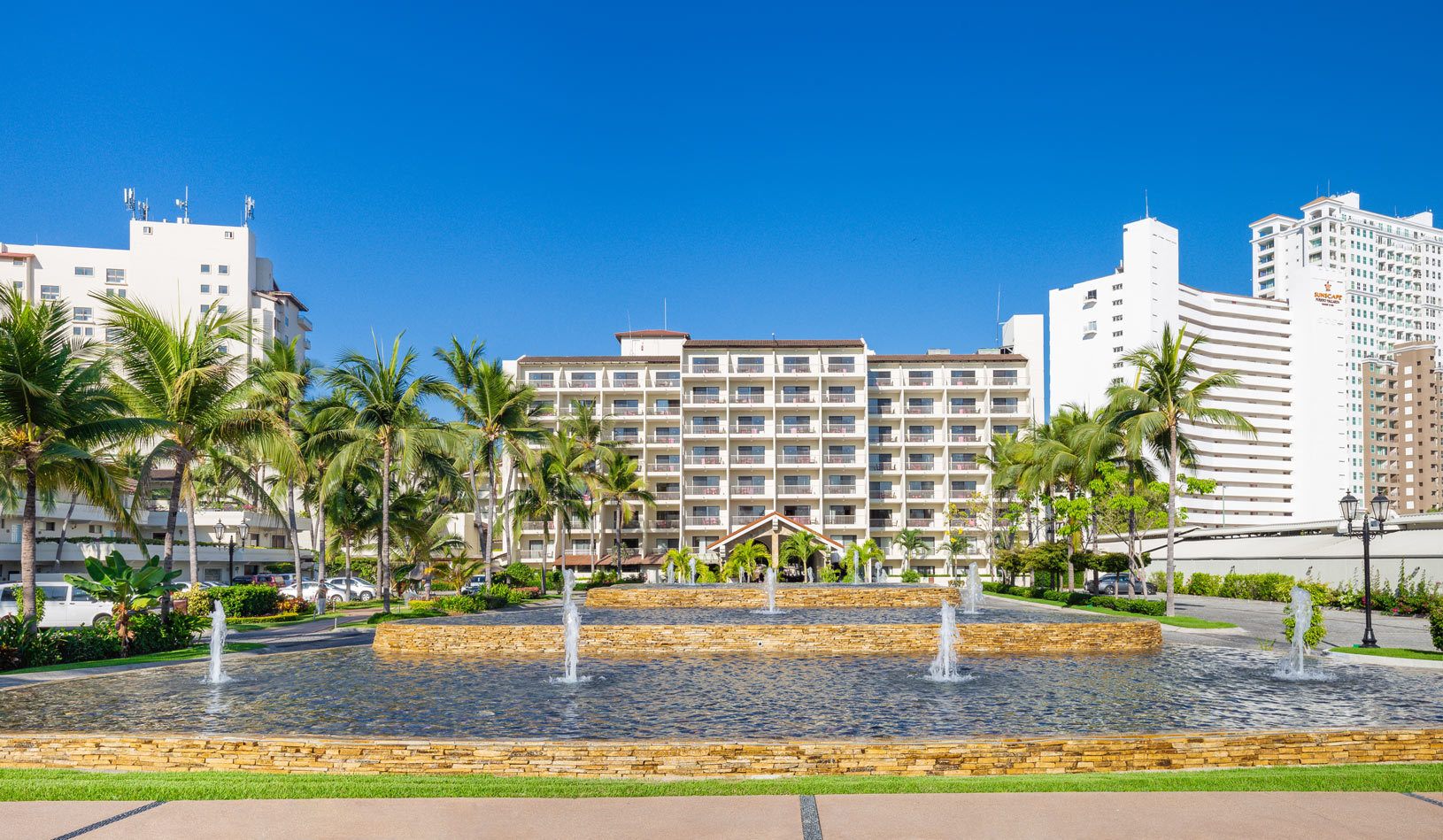 villa-del-palmar-entrance-7.jpg