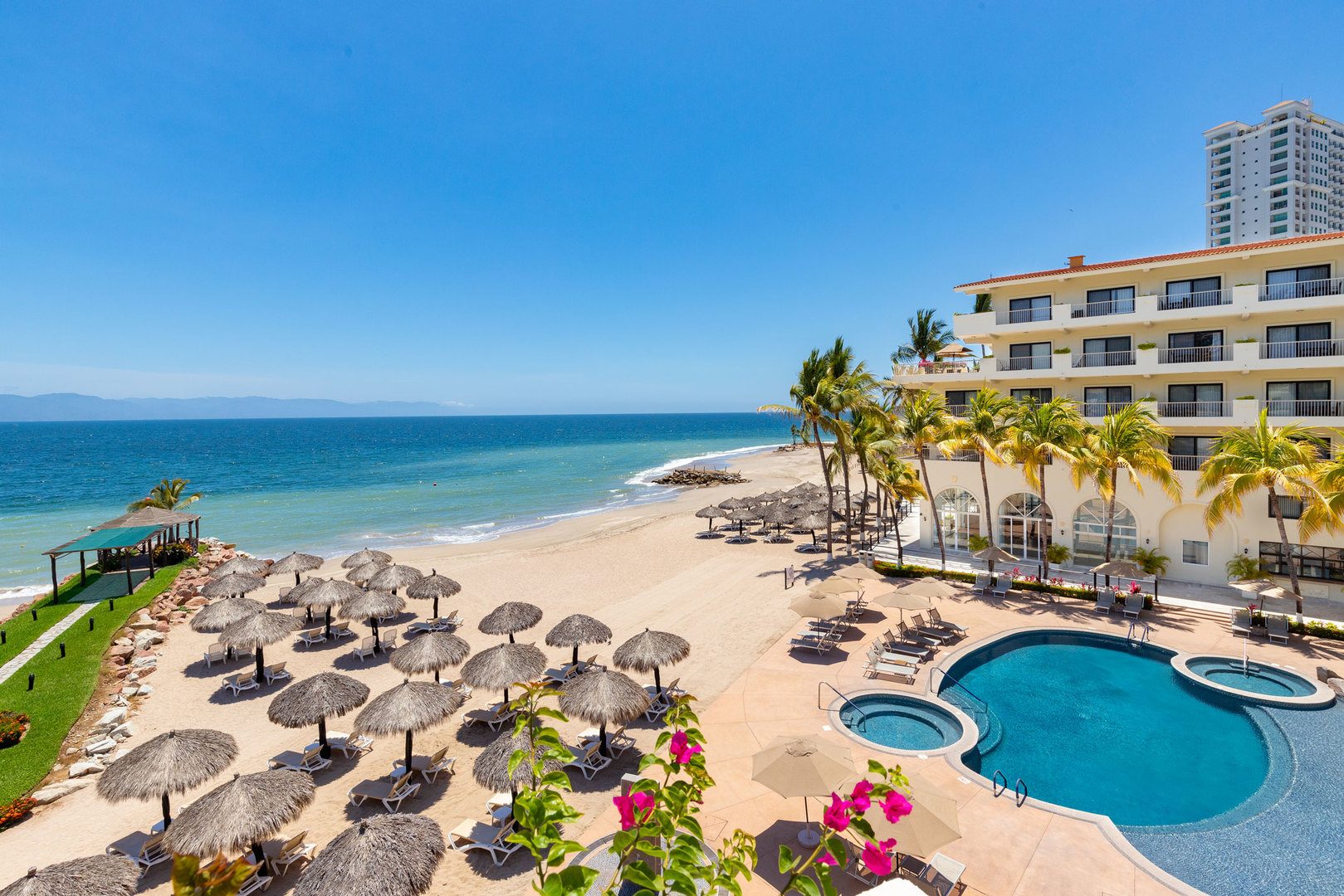 villa-del-palmar-pool-1.jpg
