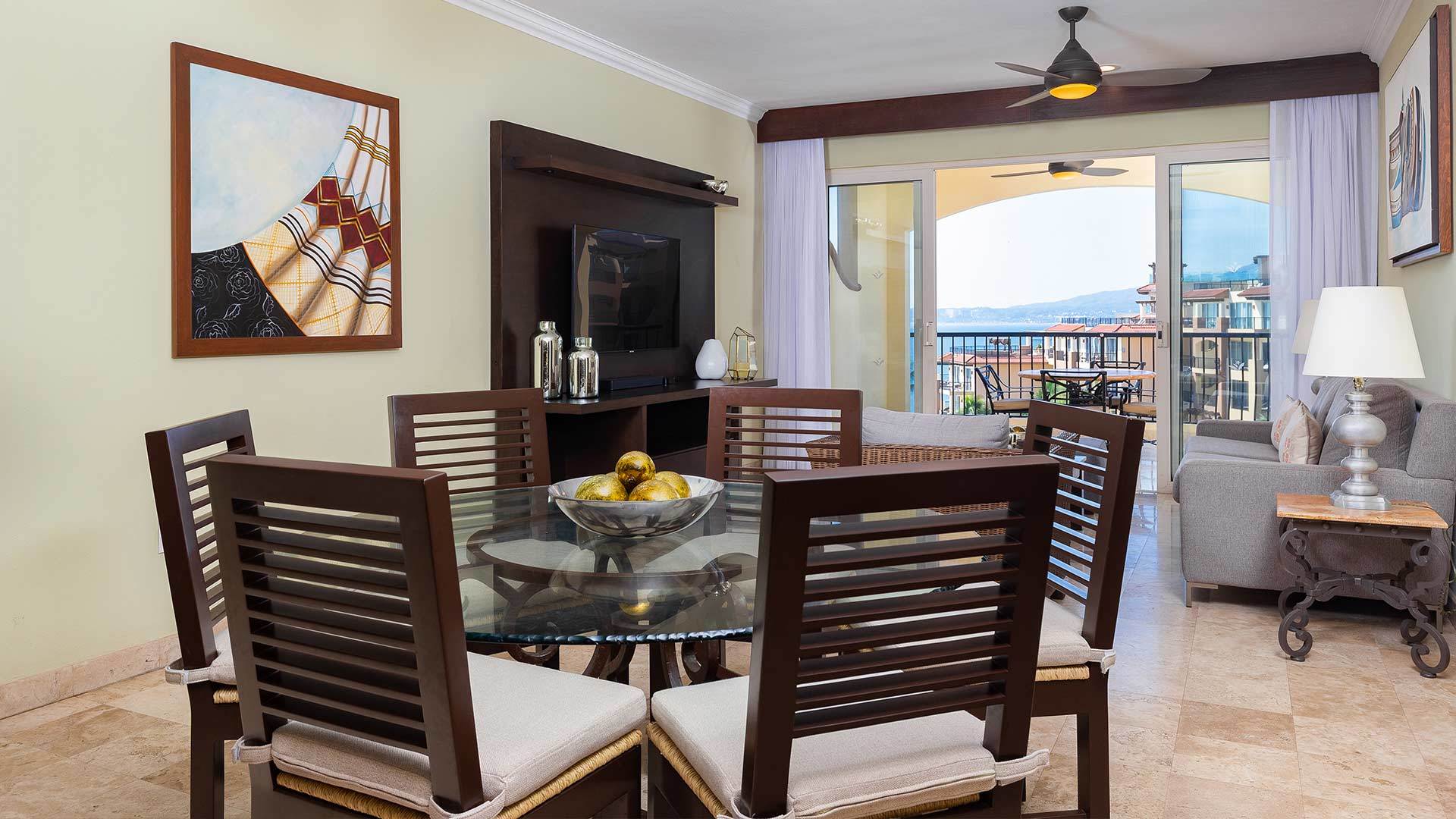 One Bedroom Suite - two-bedroom-suite-3.jpg